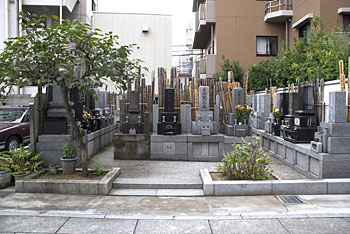 正覚寺 墓所